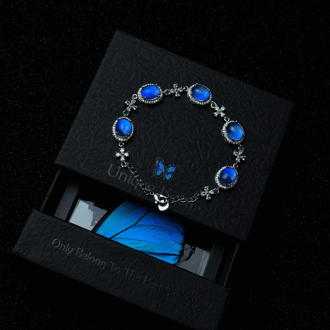 Handcrafted Butterfly Specimen Necklace An Exquisite Light Luxury Gift for Your Girlfriend or Close Female Friend