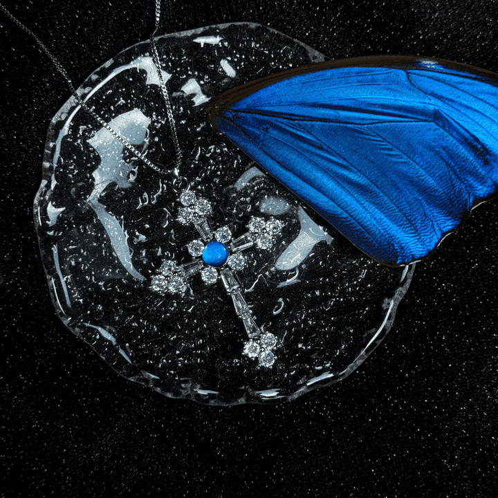 Handmade S925 Sterling Silver Real Blue Morpho Butterfly Wing Necklace - Niche High-End Specimen Pendant Gift for Couples